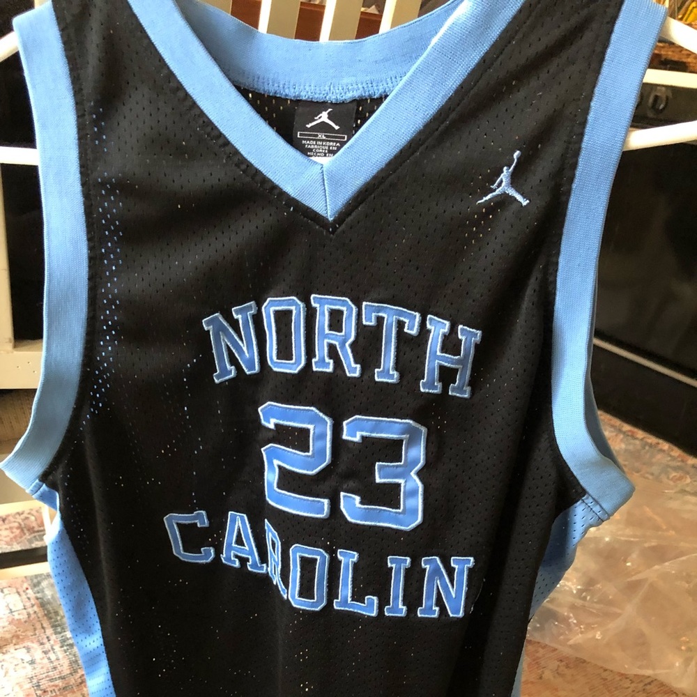 Michael Jordan UNC Jersey, Youth XL or Mens S